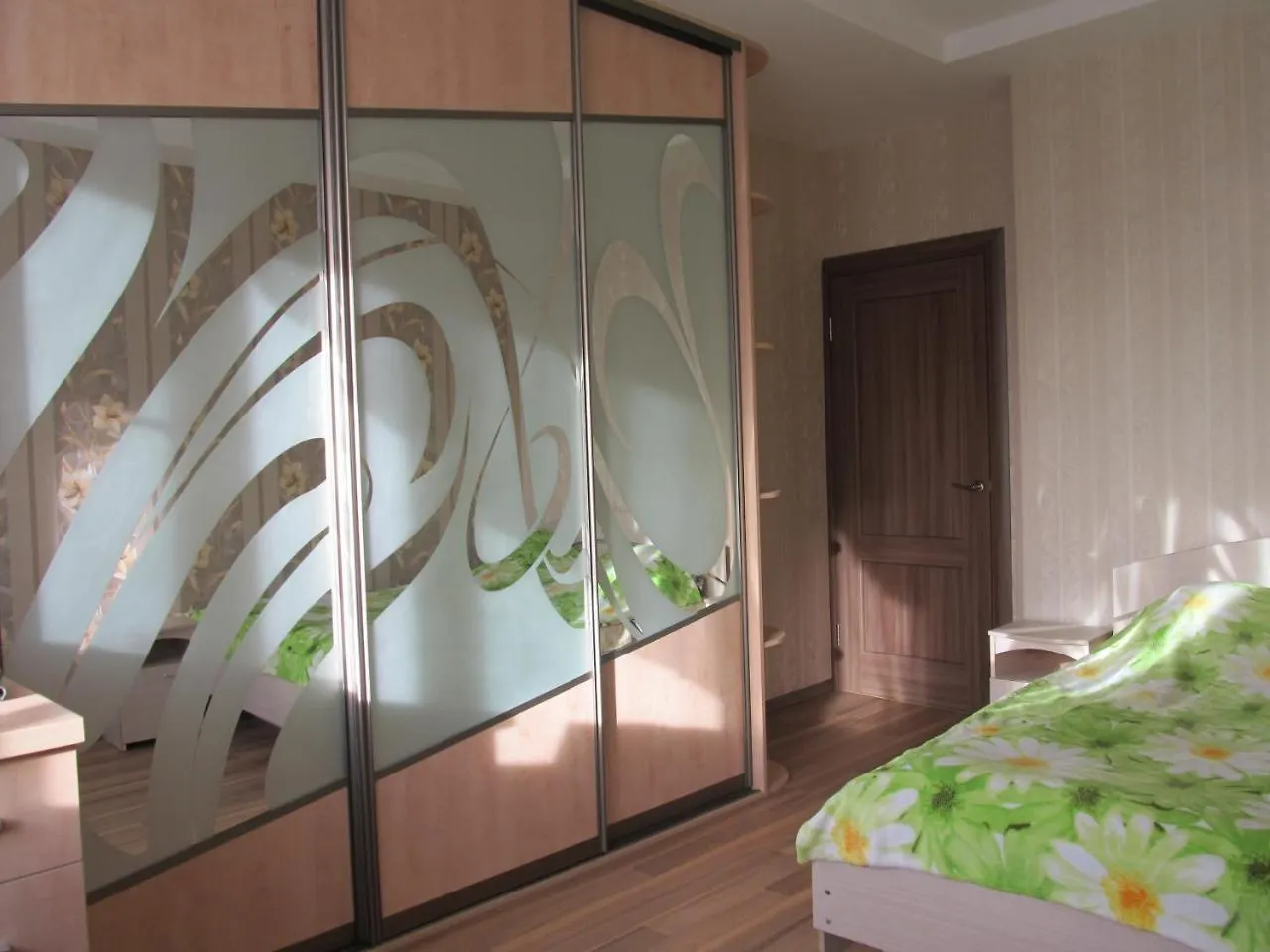 Green City Apartment Minsk 0*,